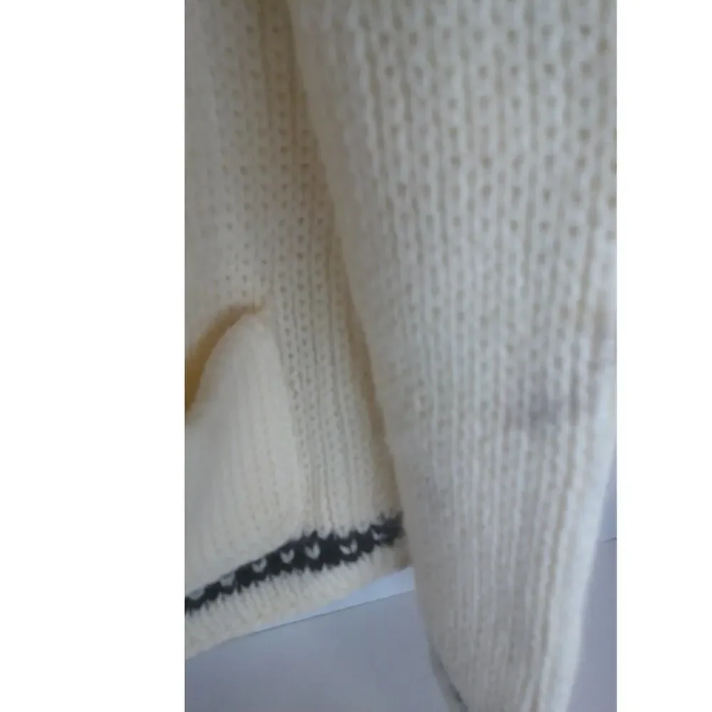 Vintage Heavy Chunky Hand Knit Cardigan Shawl Collar Greek Key Pattern L/XL - Picture 10 of 11